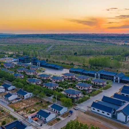 Zhongwei Camel Bells Homestay (Shapotou Scenic Area)