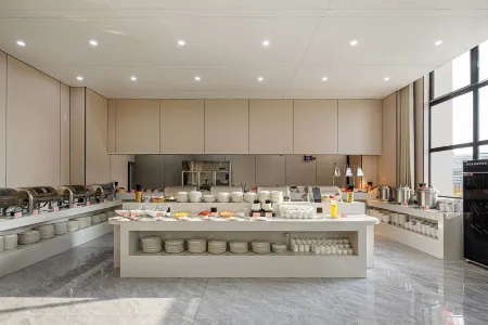 Lingbi Huangpu Hongtai Grand Hotel (LADI SHOPPING PLAZA) Отели в г. Линби