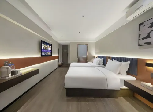 Huaxuan Select Hotel (Chengwu Building Materials City Shop)