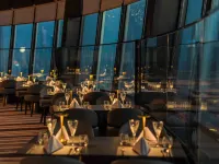 آشيا إنترناشونال هوتل جوانجتشو Hotels near لا بيرلي