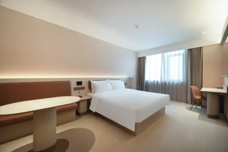 Home Inn (Jining Zoucheng Longgui Shopping Plaza Branch)