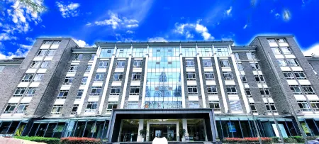 Orange Hotel (Jinggangshan Revolutionary Museum Branch) Отели рядом с достопримечательностью «China Red Army 4th Army Hospital Former Site»