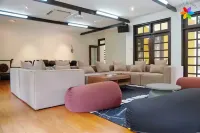 30P Luxurious Balinese Villa Hotels in 