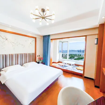 Haimi Preferred Scenic Apartment (Shibei Bay Dream Water Park)