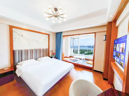 Haimi Preferred Scenic Apartment (Shibei Bay Dream Water Park)