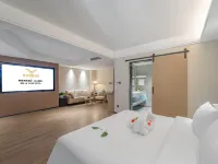 XIN LV Yige Hotel (CCMALL Times Square Branch) Hotels near The Great Buddha Temple in Hongguang Mountain