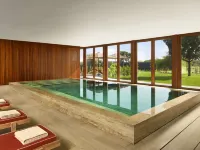 Tivoli Estela Golf & Lodges Porto Hotels near Carvalhido Beach
