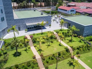 安塔那那利佛諾富特會議與水療飯店