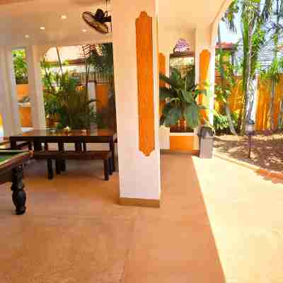 WOWLAND Luxury Pool Villa Pattaya Walking Street Hotel Exterior