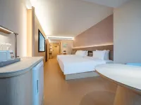 JI Hotel (Beijing Zhongguancun Haidian Huangzhuang Subway Station) Hotels near Hai Dian