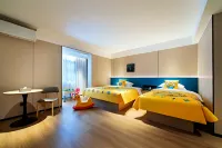 IMPERIAL DRAGON BAY ROJOY Hotel