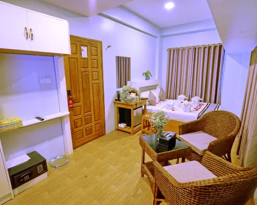 Hotel Aurora Hotels in Mandalay