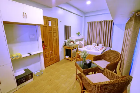 Hotel Aurora Hotels in Mandalay