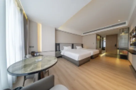 Boyah Hotel (Puning International Commodity City Puning High-Speed Railway Station)