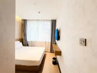Linglan Hotel (Tianshui Railway Station Second People's Hospital Branch)