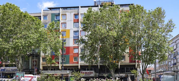 Ramada by Wyndham Istanbul Old City Hotels in Стамбул