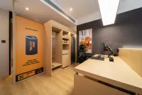 Soda eSports Hotel - Esports