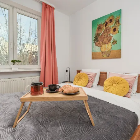 Lumina apartment for family in center Warsaw