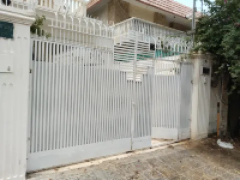 WhiteHouse Karachi โรงแรมในการาจี