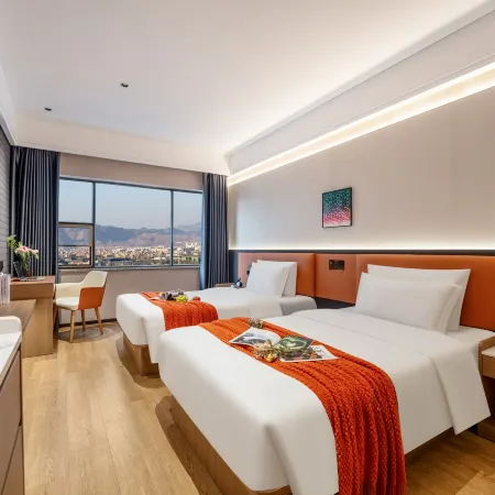 Baiyaduo Hotel (Shanwei Erma Road Food Street Xinli City Plaza)