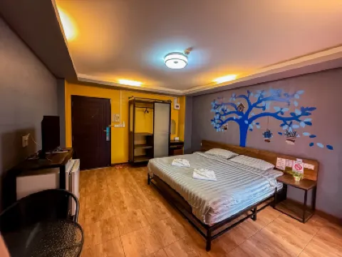 นางนอน ฮิลล์ ฮัก โรงแรมใกล้Doi Tung