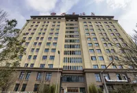 Qiushi Hotel - Mountain view