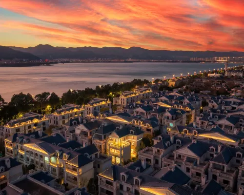 Dianyiyuan Homestay (Kunming Dianchi Lake Haigeng Dam) Hotels near Dragon Gate