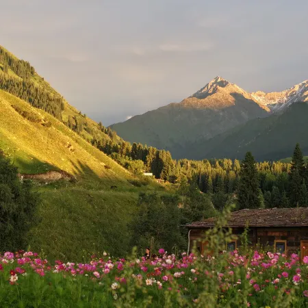 Qiongkushitai Xiyeji · Songyu Stream Homestay