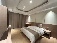 Tianzi Hotel (Zhaoxiang Platinum Times)