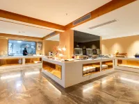 AURORA SKY HOTEL Hotel berhampiran Taman Changle