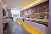 The Morfield Hotel, TianZhu Golden Valley - parcheggio