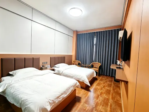 Golden Time Hotel - balcony