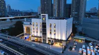 Guangzhou Wanjing Banshan Hotel (Nanzhou Subway Station) Отели в г. 