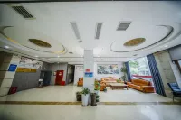 Longshan Peak Forest Hotel