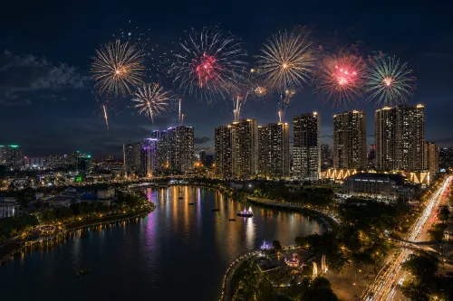 Hazel Housing - Vinhomes D'Capitale I 河內中心高級公寓 - 民宿