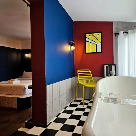 Stay Standard Hotel