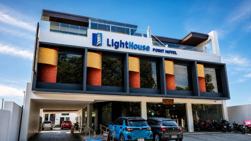Lighthouse Point Hotel