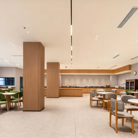 YueJi Hotel