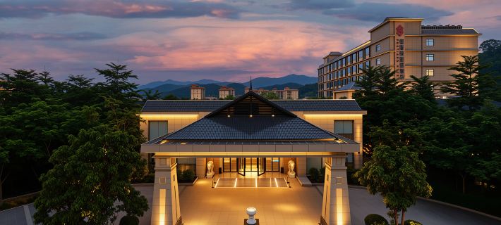 FOSTIANO HOTEL XISHUANNGBANNA Hotel a Mengla