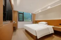 Meizhi Hotel (Shili Gallery Store) - 2-Star