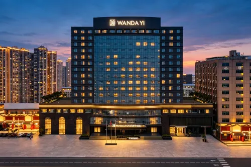 Nanchang Qingshan Lake Wanda Yihua Hotel - bar