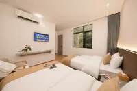Sanqingshan Faman Hotel - พร้อมระเบียง