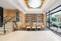 Maitreya Blue Lake Hot Spring Resort Hotel - servizio colazione