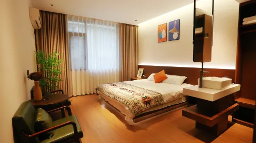 Guoke Apartment (Ningxiang People's Hospital Feicui Lake International Plaza) - เปิดใหม่