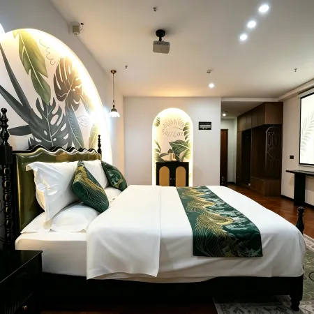 Xiqili Hotel (Xining Railway Station)