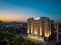 Yunjing Hotel (Nantong Development Zone Xinghu 101) - Parkering
