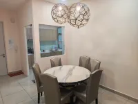 Bayvue 3BR Serviced Apartment - เปิดใหม่