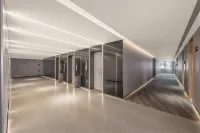 Lis Future Hotel (Hefei Wulimiao Subway Station) - parking