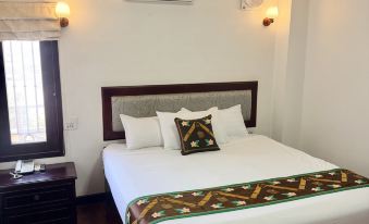 Anoulackkhenlao Hotel