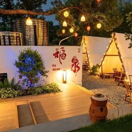 Yuexin Mountain View Hot Springs Homestay
